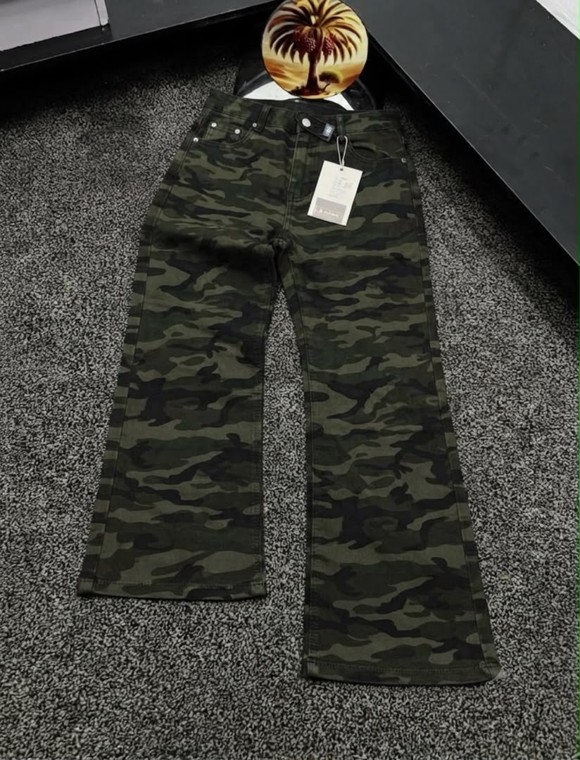 AUTHENTIC X FLARE JEANS